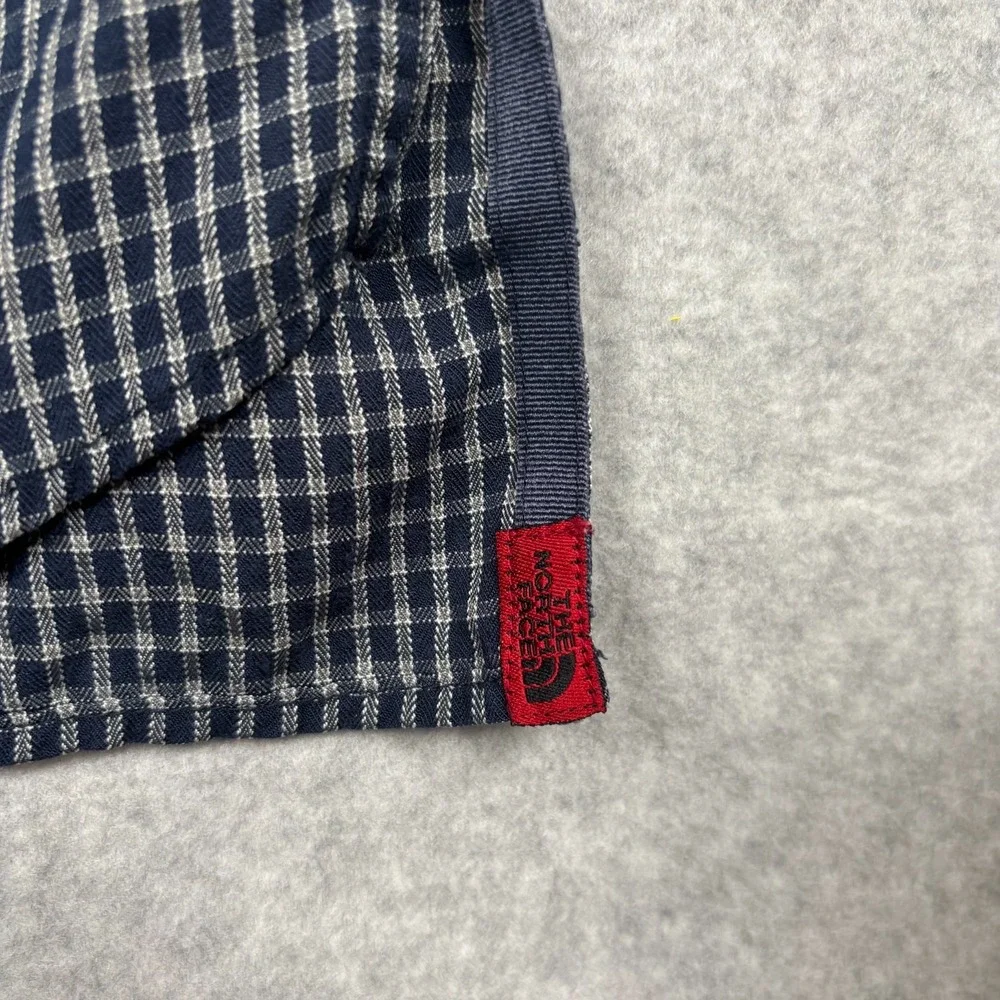The North Face Mens Large Plaid Button Up Shirt Navy Blue Outdoor Hiking Cotton